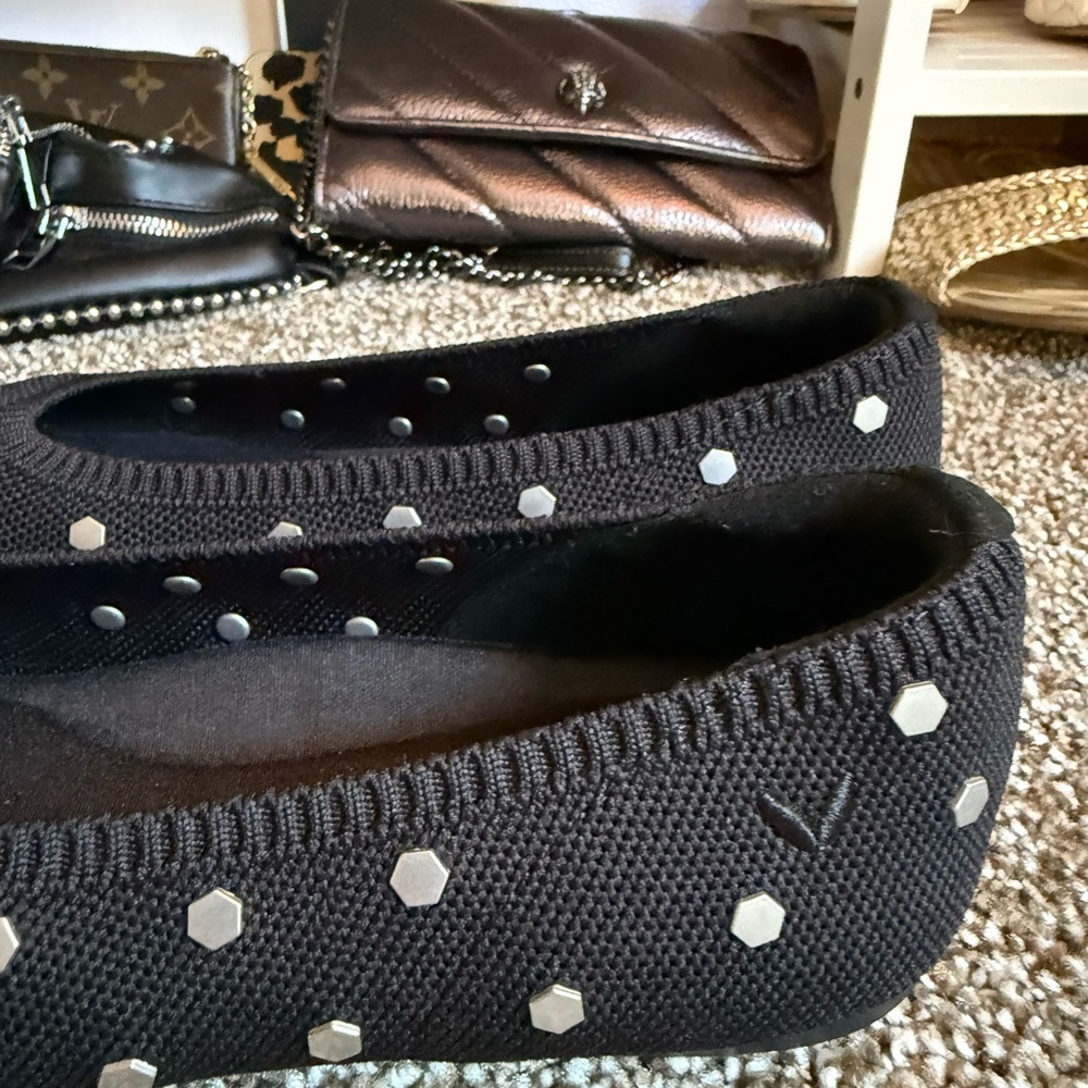 VIVAIA NWOT Black Studded Women's Flats (Wash bag included) - Picture 3 of 4